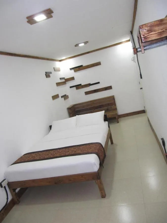 The Dennison Hotel Angeles 3*,  Philippines